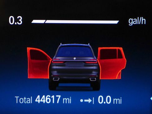 Certified 2023 BMW X7 xDrive40i w/ Parking Assistance Package image 33