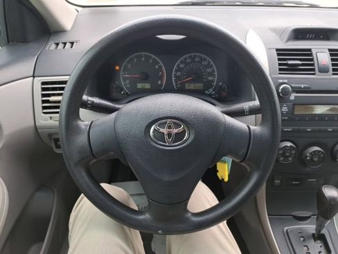 Used 2013 Toyota Corolla L image 15