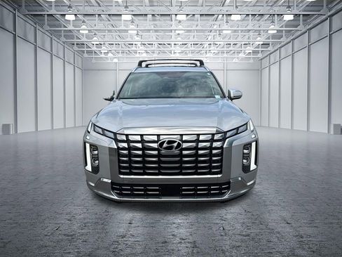 Used 2024 Hyundai Palisade Calligraphy AWD/4WD image 2