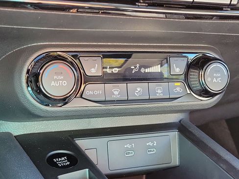 New 2026 Nissan Kicks SV image 32