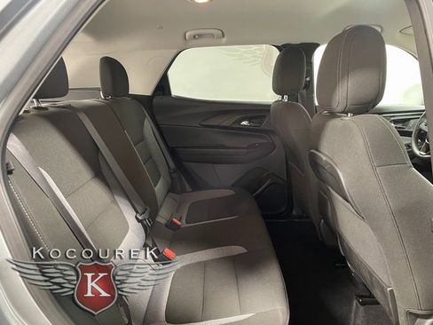 Used 2025 Chevrolet TrailBlazer LT w/ Driver Confidence Package image 21