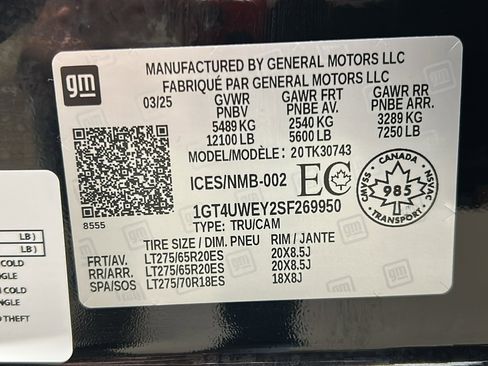 Used 2025 GMC Sierra 3500 Denali image 45