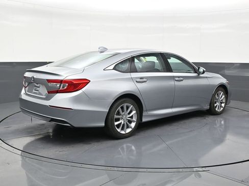 Used 2022 Honda Accord LX image 5