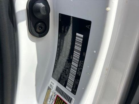 Certified 2025 Toyota Sienna XSE w/ XSE Plus Package FWD image 10