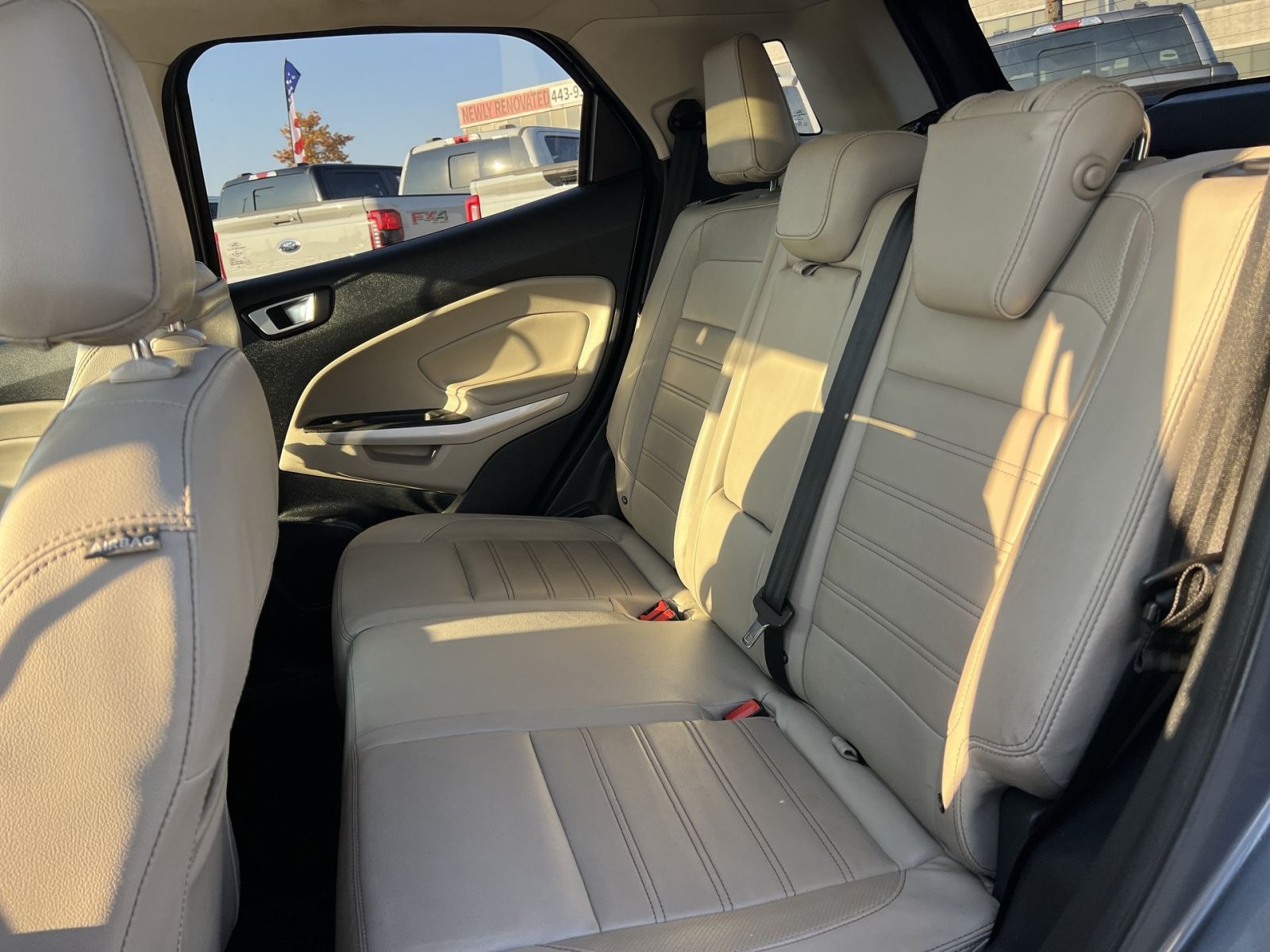 Used 2019 Ford EcoSport Titanium AWD/4WD image 31