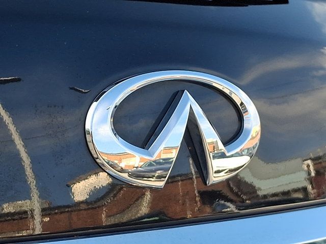 Used 2024 INFINITI QX80 Sensory w/ Cargo Package AWD/4WD image 32