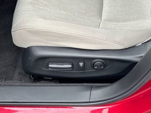 Used 2024 Honda Accord EX image 4