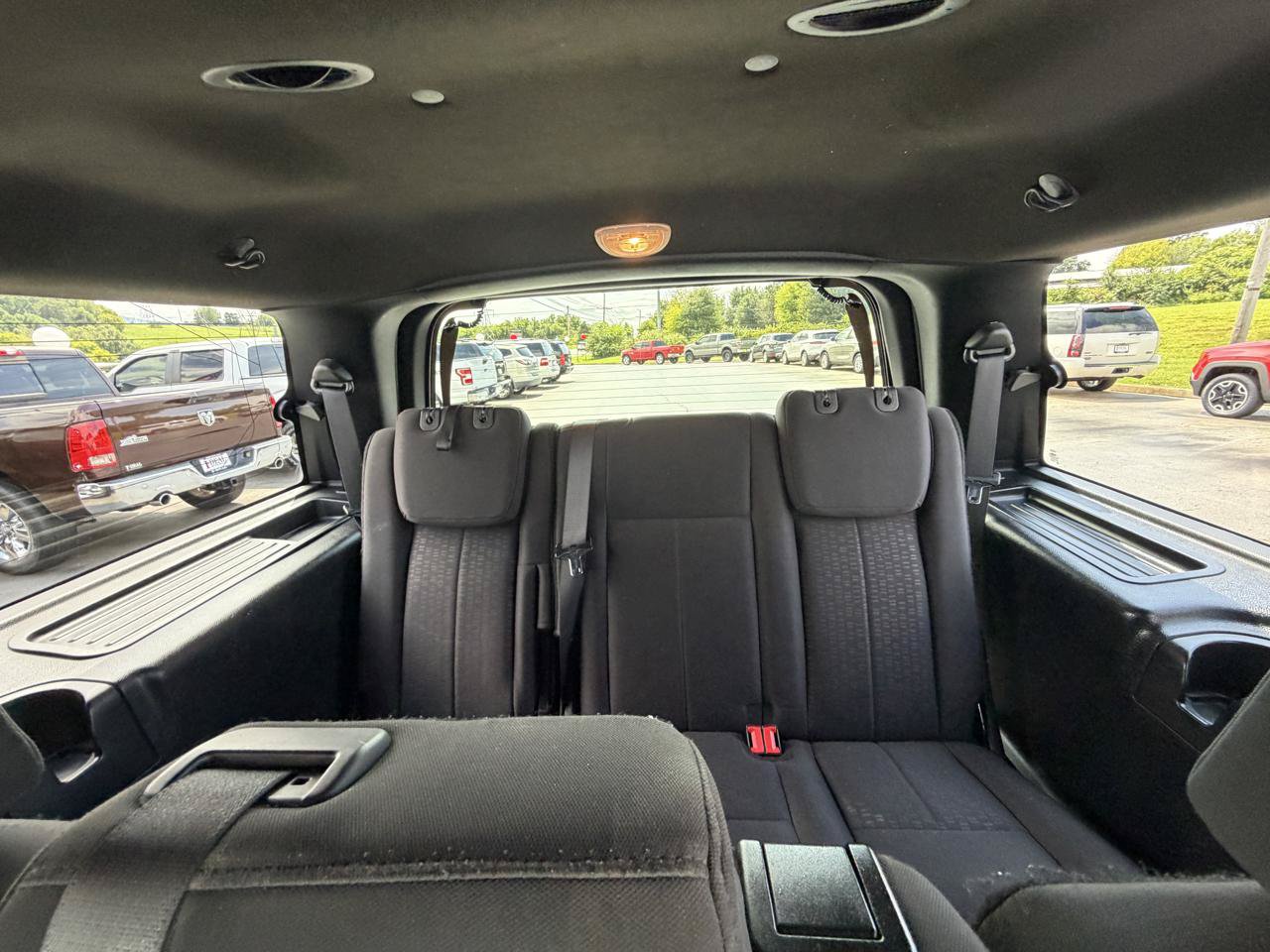 Used 2017 Ford Expedition XLT AWD/4WD image 10