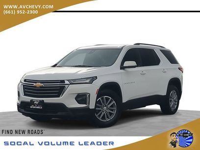 Used 2023 Chevrolet Traverse LT