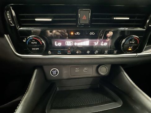 Used 2023 Nissan Rogue SL w/ SL Premium Package AWD/4WD image 18
