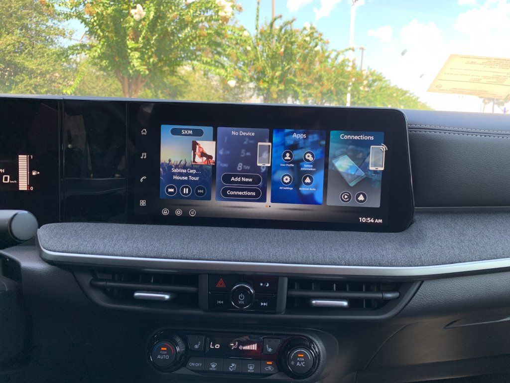 New 2027 Nissan Kicks SV w/ SV Premium Package FWD image 12