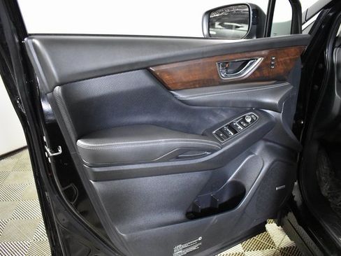 Used 2023 Subaru Ascent Touring image 7