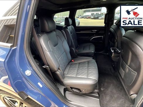 Used 2024 Kia Telluride SX Prestige X-Line AWD/4WD image 27