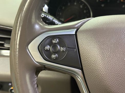 Used 2020 Chevrolet Traverse LT w/ LT Premium Package image 31