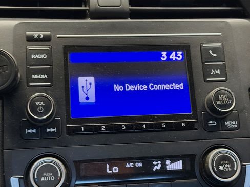 Used 2020 Honda Civic LX image 9