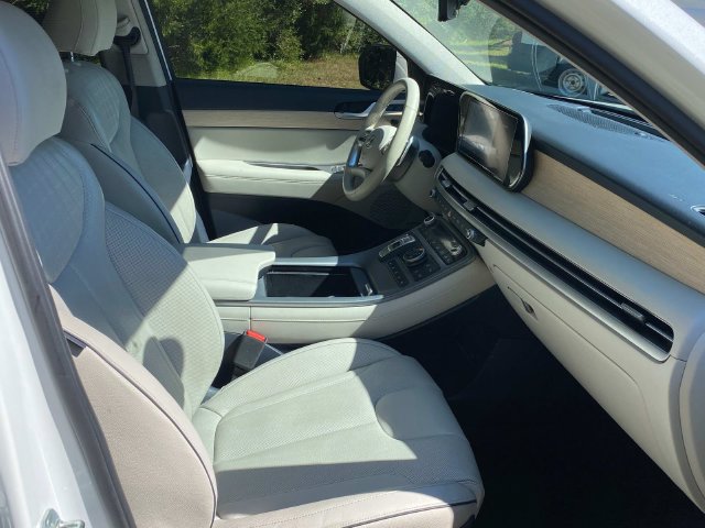 Used 2024 Hyundai Palisade Limited AWD/4WD image 36