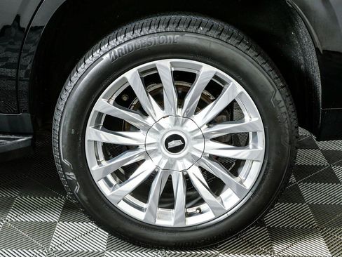 Used 2021 Cadillac Escalade Premium Luxury AWD/4WD image 41