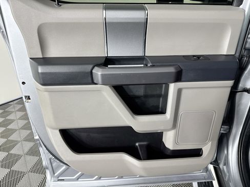 Used 2022 Ford F350 XLT w/ XLT Premium Package image 23