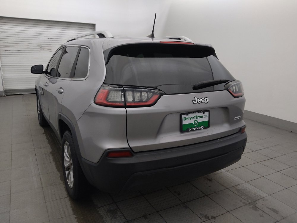 Used 2019 Jeep Cherokee Latitude Plus w/ Comfort/Convenience Group FWD image 5