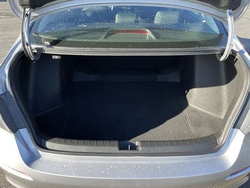 Used 2022 Honda Civic LX image 10