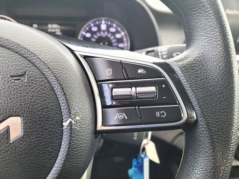 Used 2023 Kia Forte LXS image 23