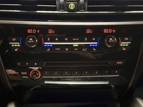 Used 2016 BMW X6 xDrive50i AWD/4WD image 33