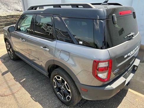 Used 2023 Ford Bronco Sport Outer Banks w/ Tech Package AWD/4WD image 4