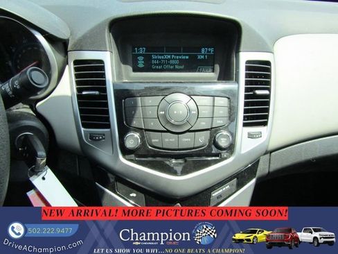 Used 2015 Chevrolet Cruze LS FWD image 11