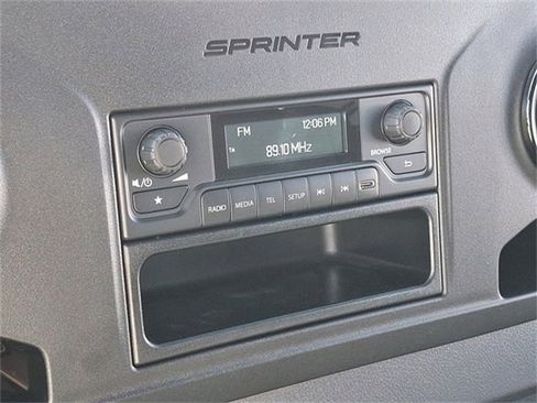 Used 2025 Mercedes-Benz Sprinter 2500 image 16