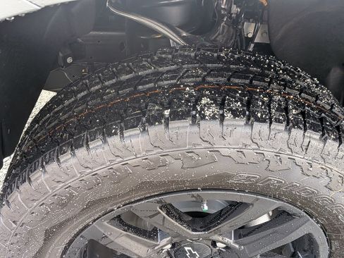 New 2026 Chevrolet Silverado 1500 LT Trail Boss w/ Convenience Package II AWD/4WD image 11