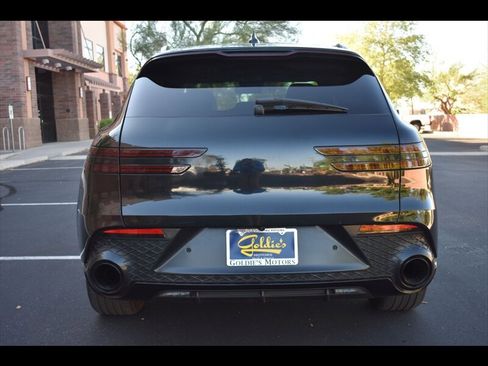 Used 2022 Genesis GV70 3.5T Sport w/ Sport Prestige Package image 9