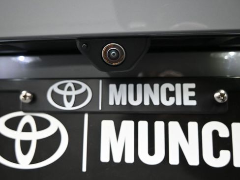 Used 2025 Land Rover Range Rover Sport SV Edition Two image 49