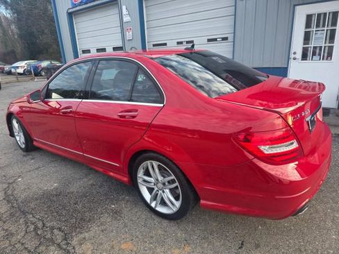 Used 2013 Mercedes-Benz C 250 Sedan w/ Multimedia Pkg image 7