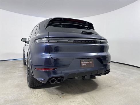 New 2026 Porsche Cayenne GTS image 20