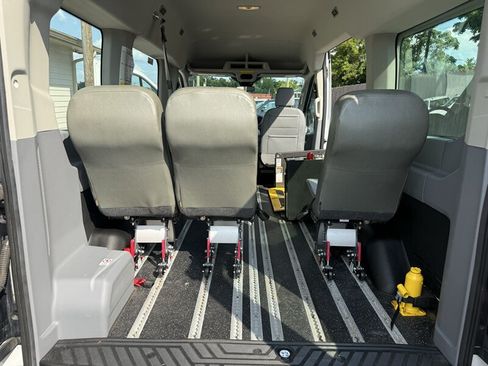 Used 2019 Ford Transit 150 XL RWD image 8