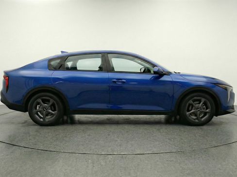 Used 2025 Kia K4 FWD image 11