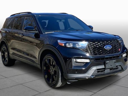 Used 2023 Ford Explorer ST w/ Equipment Group 401A image 2
