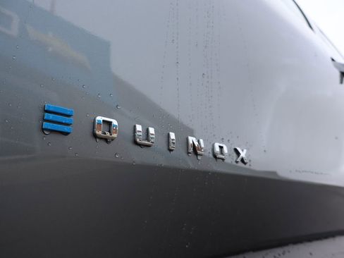 New 2026 Chevrolet Equinox EV LT image 8