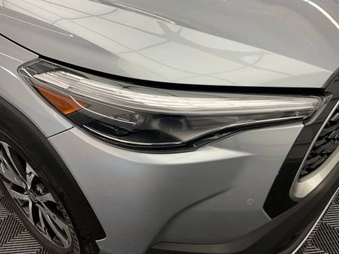 Used 2024 Toyota Corolla Cross XLE w/ Convenience Package image 26