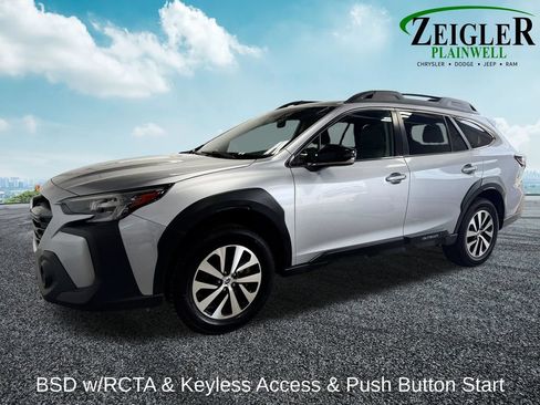 Used 2023 Subaru Outback Premium AWD/4WD image 2