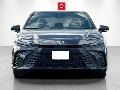 New 2026 Toyota Camry SE image 7