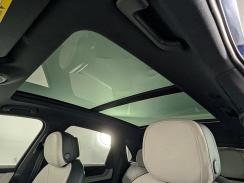 New 2026 Porsche Cayenne AWD/4WD image 30