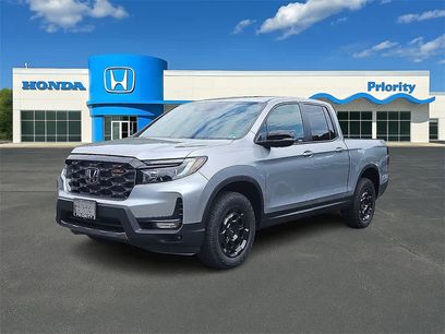 New 2025 Honda Ridgeline TrailSport+