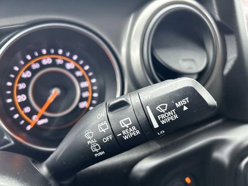 Used 2022 Jeep Wrangler Sport S image 27