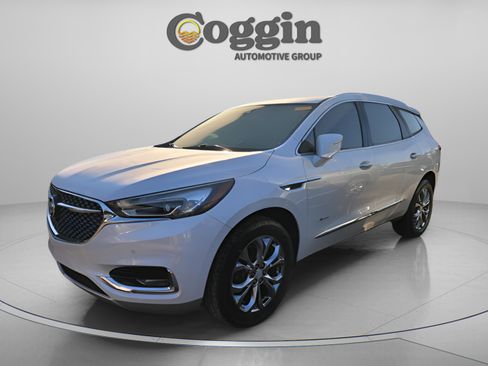 Used 2018 Buick Enclave Avenir w/ Avenir Technology Package image 21