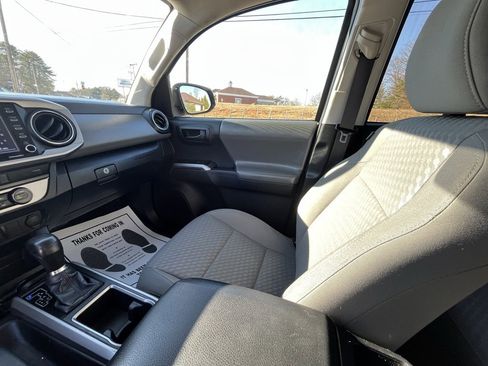 Used 2021 Toyota Tacoma SR5 image 19