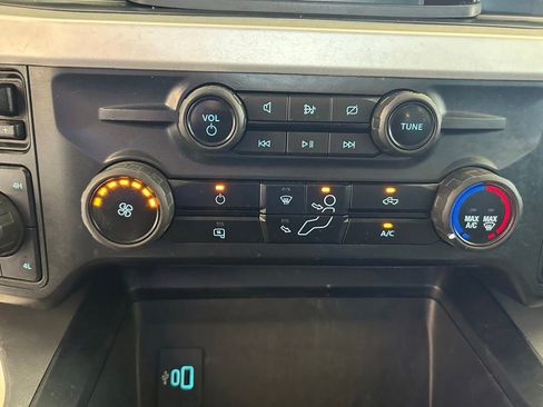 Used 2024 Ford F350 XLT w/ FX4 Off-Road Package AWD/4WD image 46