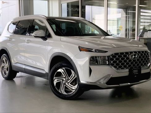 Used 2023 Hyundai Santa Fe SEL w/ Premium Package image 19