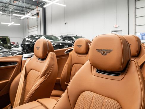 Used 2024 Bentley Continental GT Mulliner AWD/4WD image 34