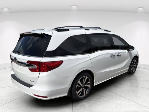 Used 2020 Honda Odyssey Elite image 4